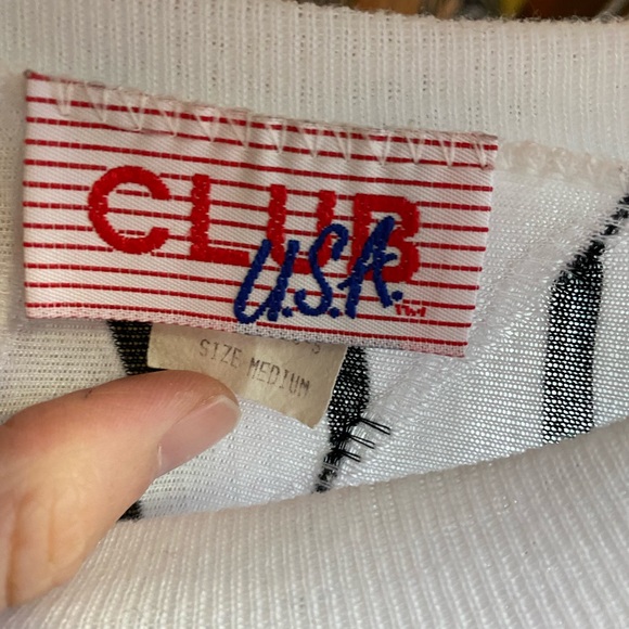 Vintage Club U.S.A. Black and White Tee - Picture 2 of 7